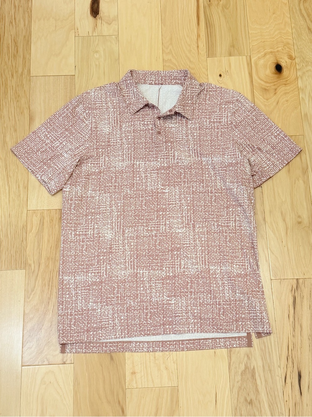 LIKE NEW Lululemon Men’s Snap Front Performance Short Sleeve Polo Shirt